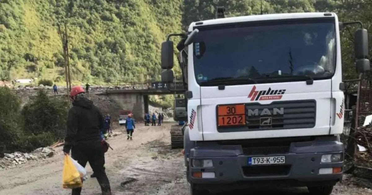Hifa Petrol donirala dodatnih 32.000 KM za poplavljena područja